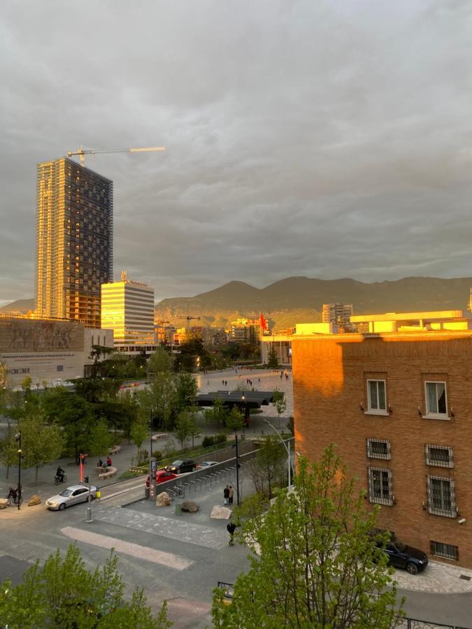 Entire Serviced Apartment With A Beautiful View Tirana Exteriér fotografie