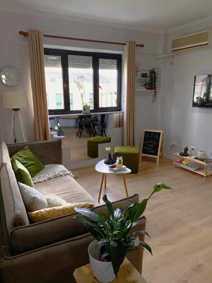 Entire Serviced Apartment With A Beautiful View Tirana Exteriér fotografie