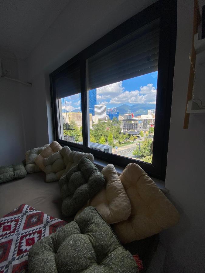 Entire Serviced Apartment With A Beautiful View Tirana Exteriér fotografie